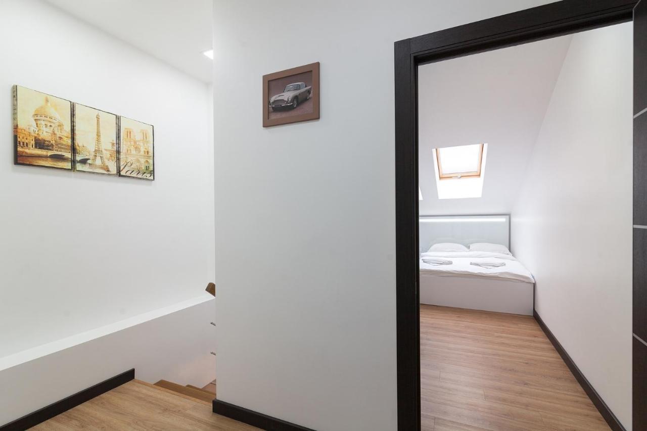 Leogrand Apartment On Doroshenka 38 Lviv Eksteriør billede